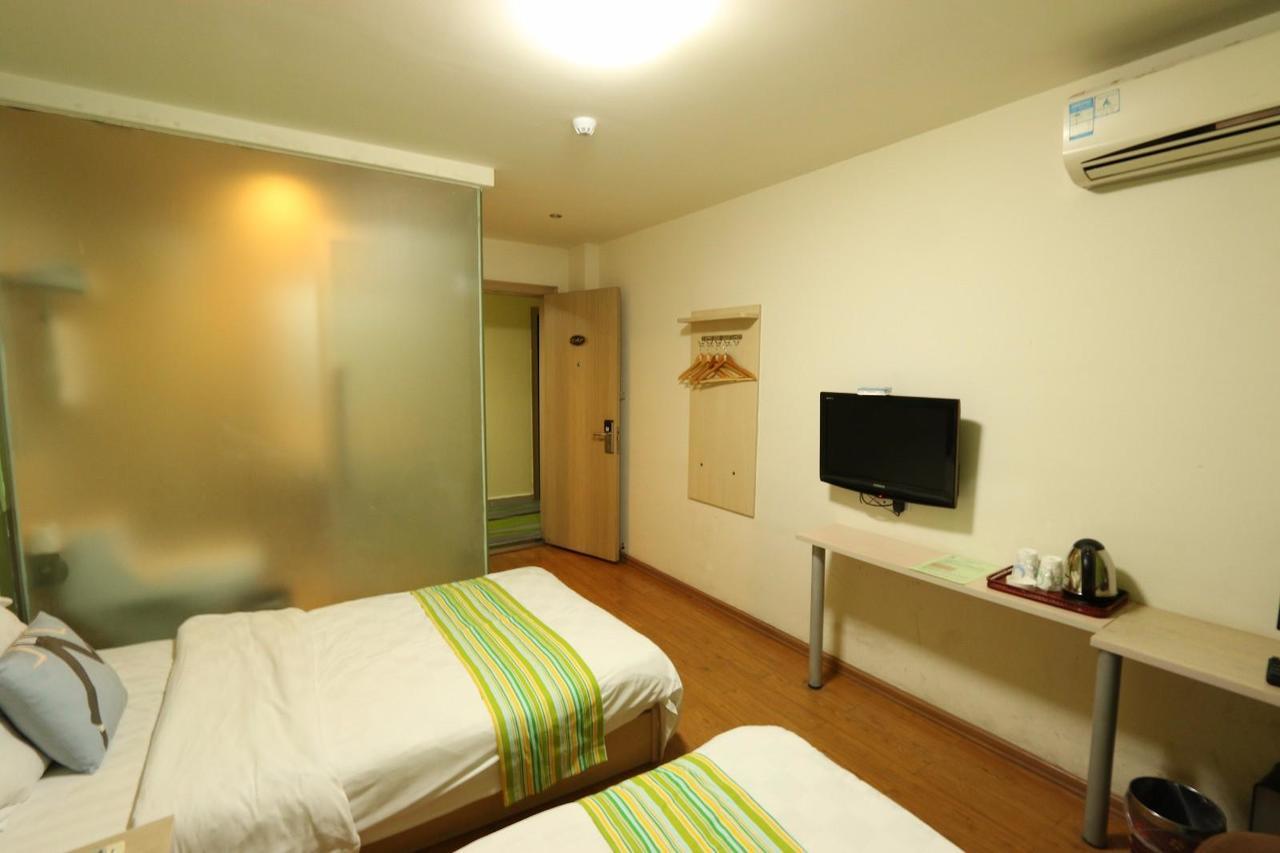 Pai Hotel Zhanjiang Xuwen Exterior photo